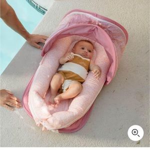 Dock-A-Tot Baby Deluxe (0-8months) + Cabana Kit for Deluxe+ Dock - Multi-Bloom